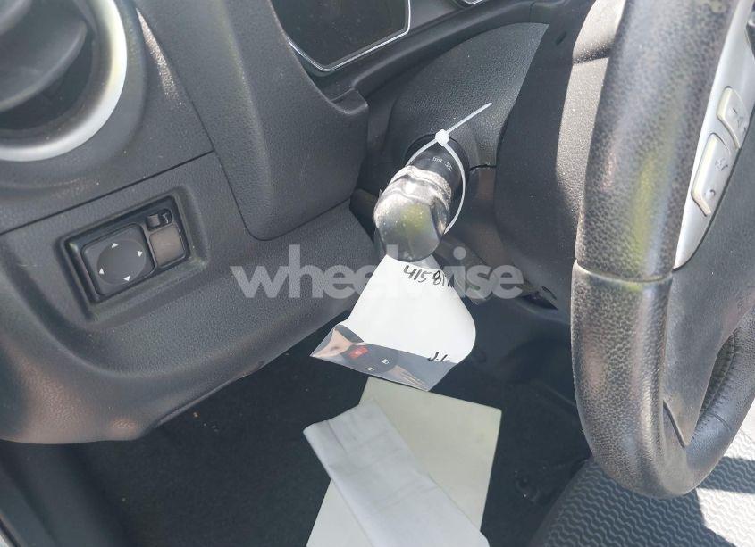 Photo 13 of 2014 Nissan Versa NOTE SV (VIN 3N1CE2CP6EL352273)