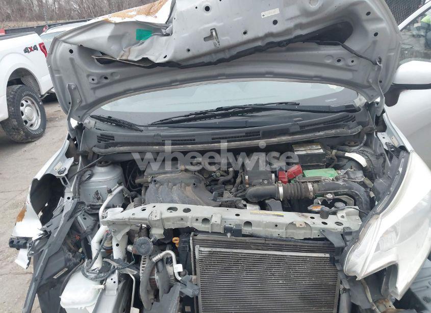 Photo 10 of 2014 Nissan Versa NOTE S (SR) (VIN 3N1CE2CP6EL368411)