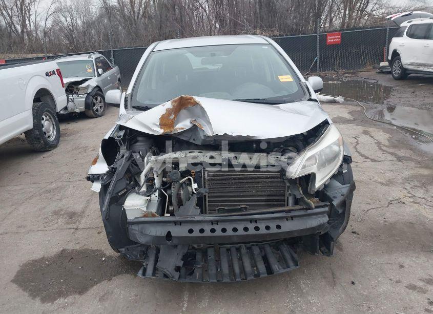 Photo 6 of 2014 Nissan Versa NOTE S (SR) (VIN 3N1CE2CP6EL368411)