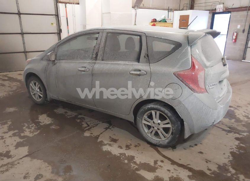 Photo 3 of 2015 Nissan Versa NOTE SV (VIN 3N1CE2CP6FL359760)