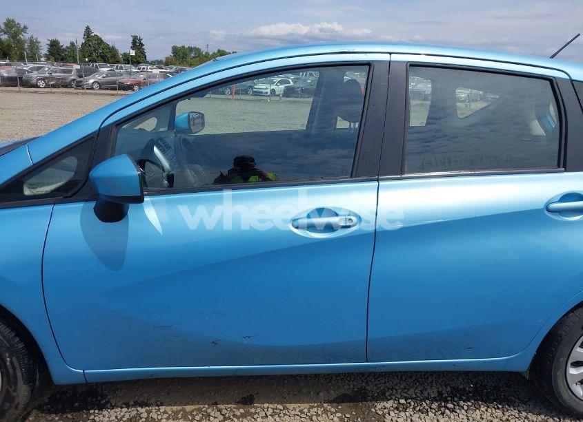 Photo 14 of 2015 Nissan Versa NOTE S (SR) (VIN 3N1CE2CP6FL366529)