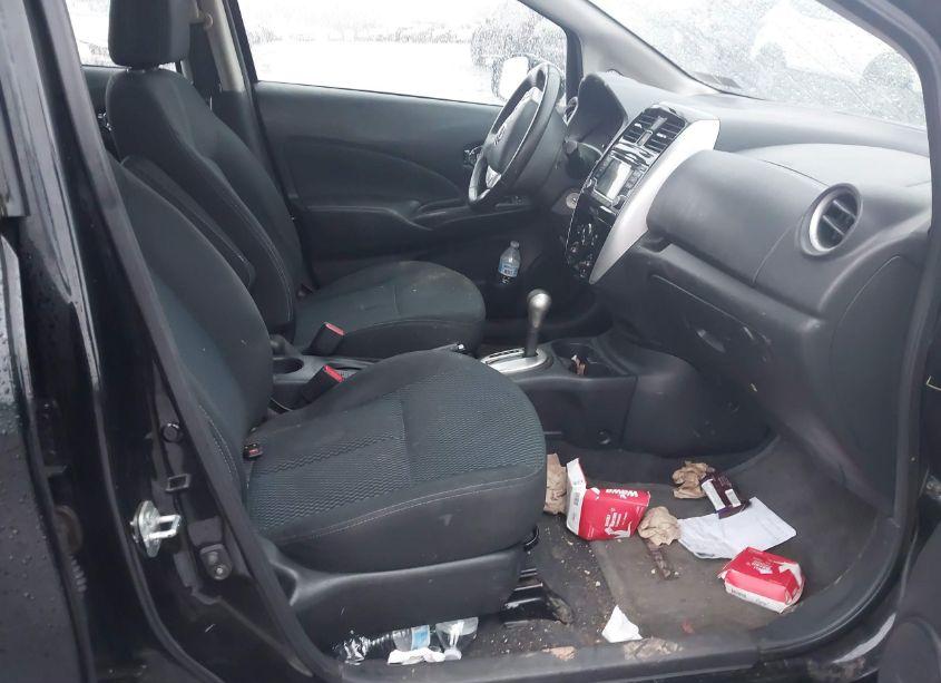 Photo 5 of 2015 Nissan Versa NOTE SV (VIN 3N1CE2CP6FL367700)