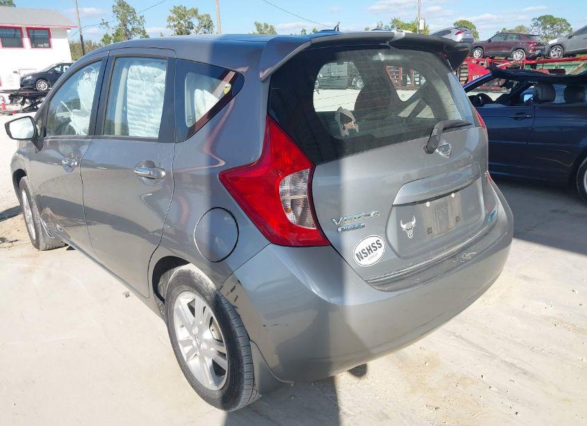 Photo 3 of 2015 Nissan Versa NOTE SV (VIN 3N1CE2CP6FL368216)