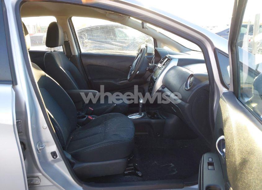 Photo 5 of 2015 Nissan Versa NOTE SV (VIN 3N1CE2CP6FL370354)