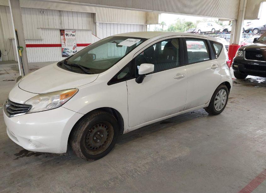 Photo 2 of 2015 Nissan Versa NOTE (VIN 3N1CE2CP6FL376560)