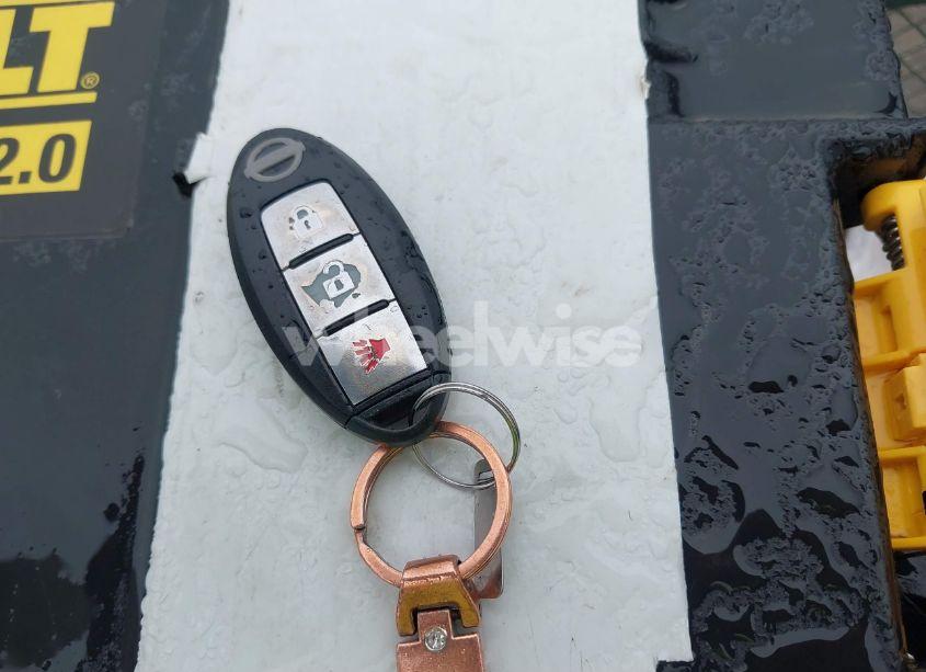 Photo 11 of 2015 Nissan Versa NOTE SL (VIN 3N1CE2CP6FL377255)