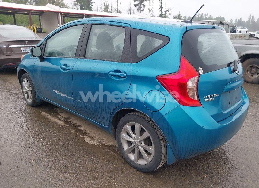 Photo 3 of 2015 Nissan Versa NOTE SL (VIN 3N1CE2CP6FL377255)