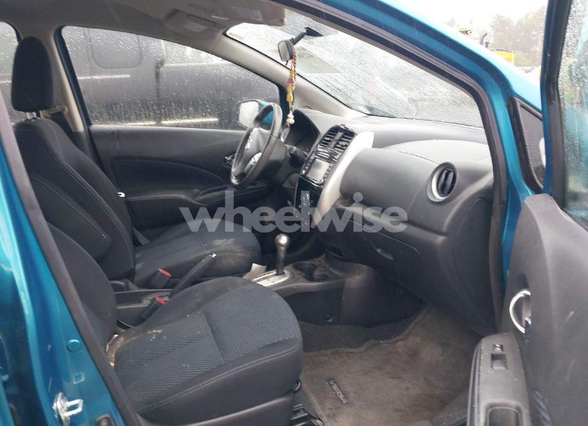 Photo 5 of 2015 Nissan Versa NOTE SL (VIN 3N1CE2CP6FL377255)