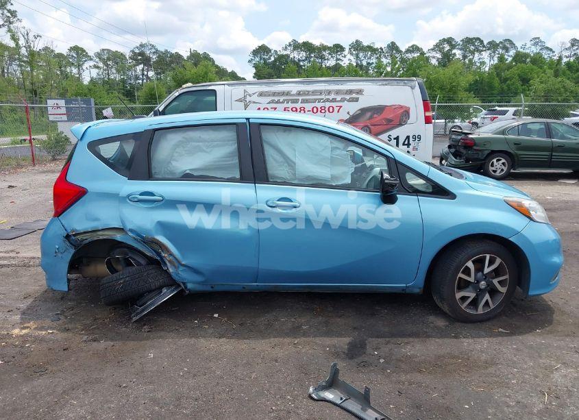 Photo 13 of 2015 Nissan Versa NOTE SR (VIN 3N1CE2CP6FL395786)