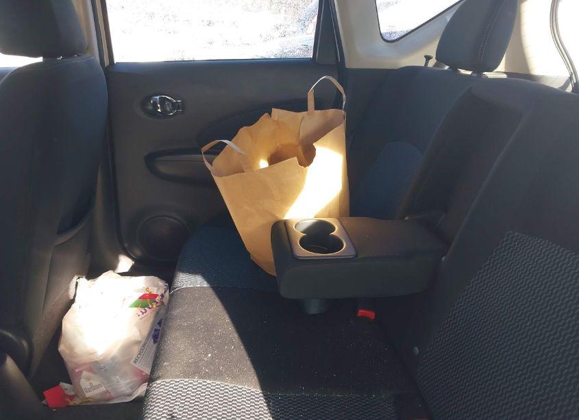 Photo 8 of 2015 Nissan Versa NOTE SV (VIN 3N1CE2CP6FL397375)