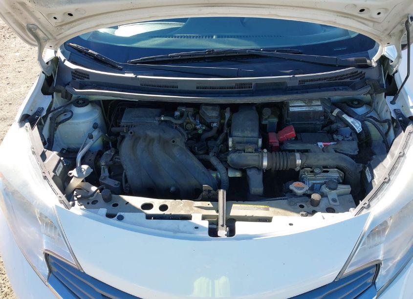 Photo 10 of 2015 Nissan Versa NOTE SV (VIN 3N1CE2CP6FL401540)