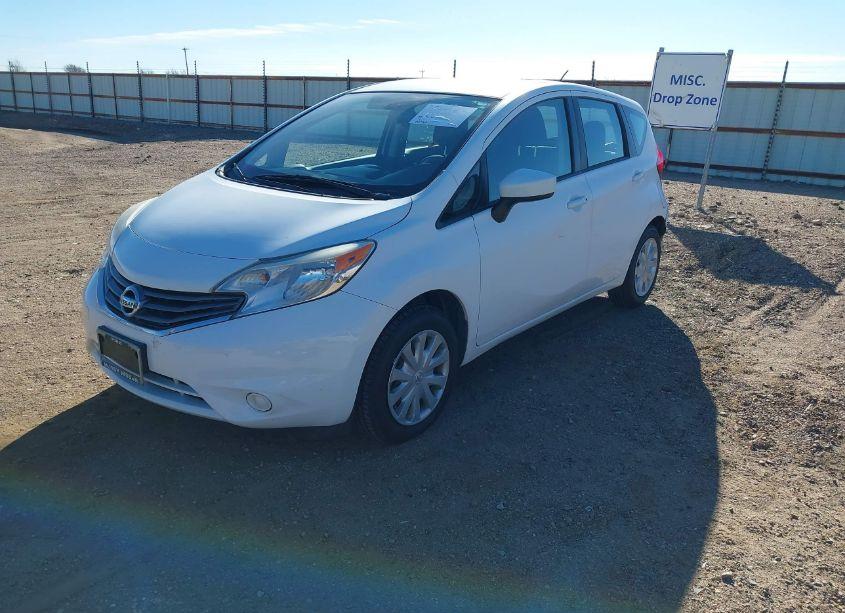 Photo 2 of 2015 Nissan Versa NOTE SV (VIN 3N1CE2CP6FL401540)