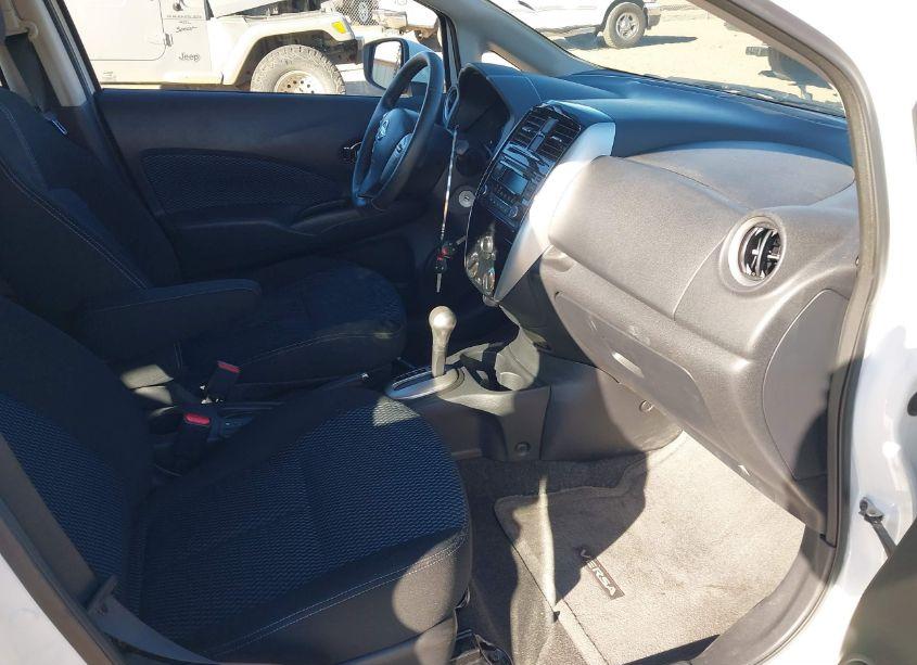 Photo 5 of 2015 Nissan Versa NOTE SV (VIN 3N1CE2CP6FL401540)