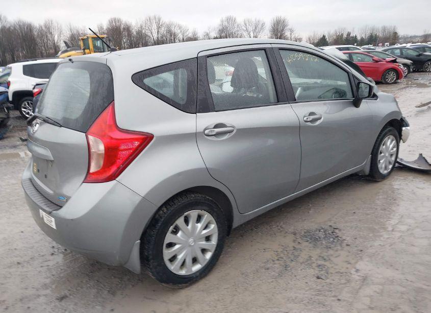Photo 4 of 2015 Nissan Versa NOTE S PLUS (VIN 3N1CE2CP6FL446977)