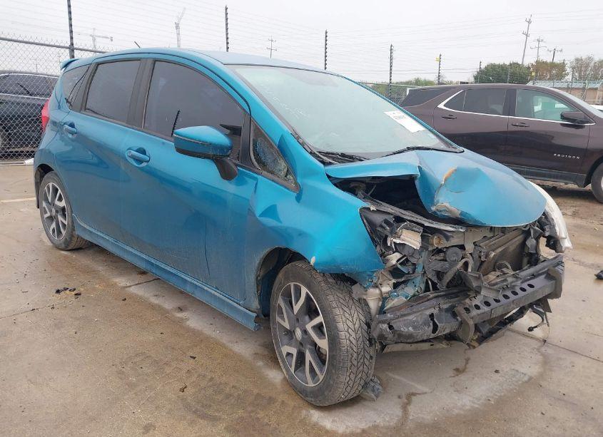 2015 Nissan Versa NOTE SR (VIN 3N1CE2CP6FL450298) main photo