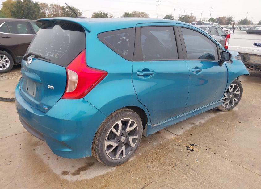 Photo 4 of 2015 Nissan Versa NOTE SR (VIN 3N1CE2CP6FL450298)