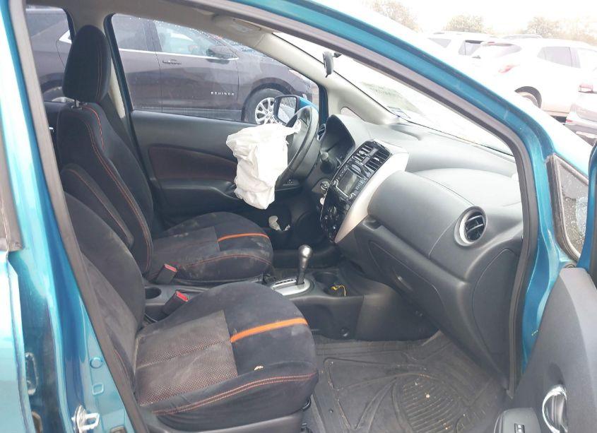 Photo 5 of 2015 Nissan Versa NOTE SR (VIN 3N1CE2CP6FL450298)