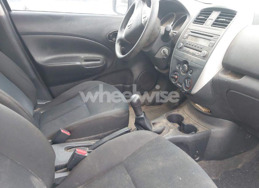 Photo 5 of 2016 Nissan Versa NOTE S (SR)/S PLUS/SL/SR/SV (VIN 3N1CE2CP6GL367052)