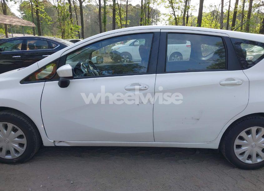 Photo 6 of 2016 Nissan Versa NOTE S (SR)/S PLUS/SL/SR/SV (VIN 3N1CE2CP6GL382280)