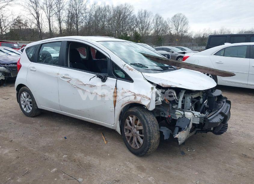 2016 Nissan Versa NOTE SV (VIN 3N1CE2CP6GL384675) main photo