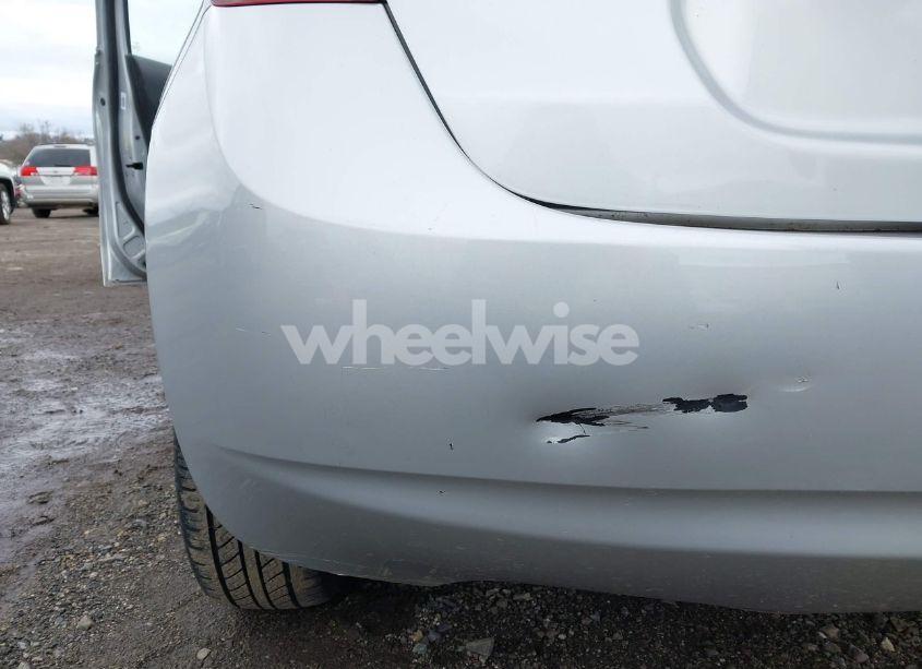 Photo 12 of 2016 Nissan Versa NOTE S (SR)/S PLUS/SL/SR/SV (VIN 3N1CE2CP6GL385034)