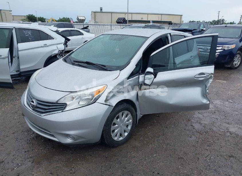 Photo 2 of 2016 Nissan Versa NOTE SV (VIN 3N1CE2CP6GL409610)