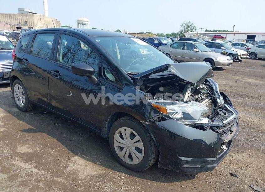 2017 Nissan Versa NOTE SV (VIN 3N1CE2CP6HL354447) main photo