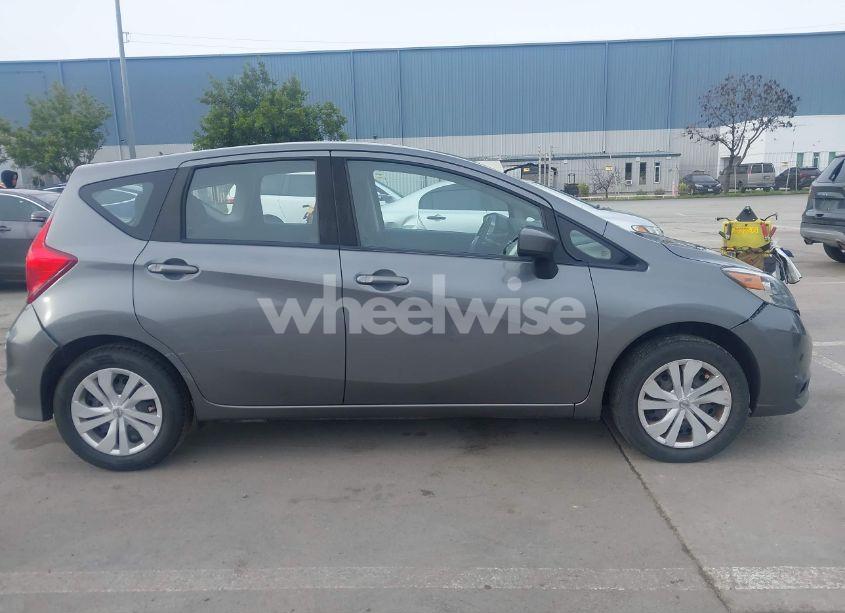 Photo 13 of 2017 Nissan Versa NOTE SV (VIN 3N1CE2CP6HL359891)
