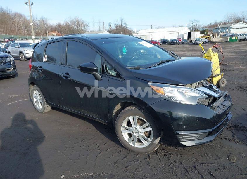 2017 Nissan Versa NOTE SV (VIN 3N1CE2CP6HL365321) main photo