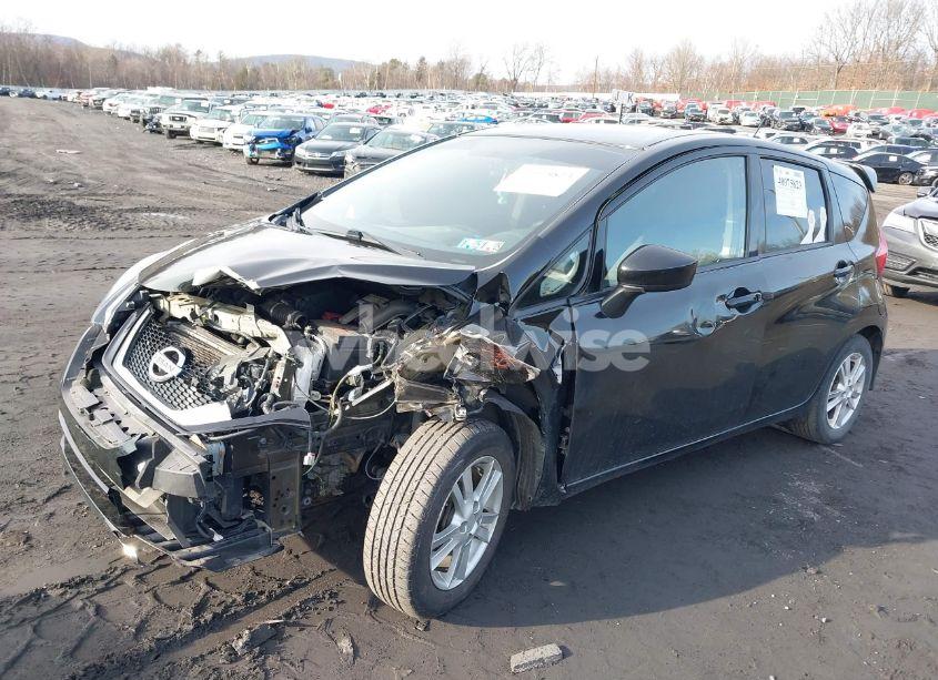 Photo 2 of 2017 Nissan Versa NOTE SV (VIN 3N1CE2CP6HL365321)