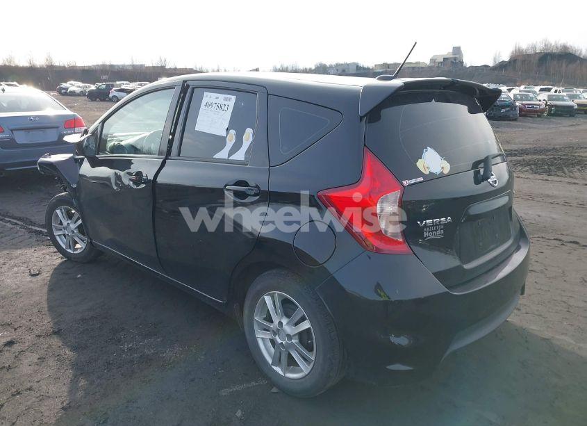 Photo 3 of 2017 Nissan Versa NOTE SV (VIN 3N1CE2CP6HL365321)