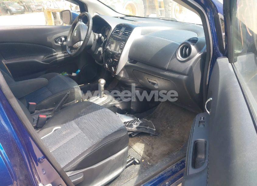 Photo 5 of 2017 Nissan Versa NOTE SV (VIN 3N1CE2CP6HL369384)