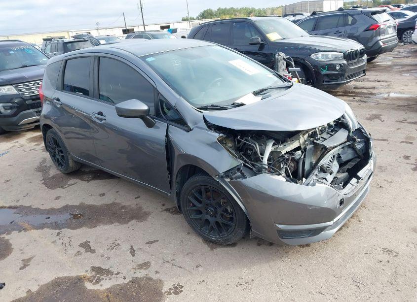 2017 Nissan Versa NOTE SV (VIN 3N1CE2CP6HL381034) main photo