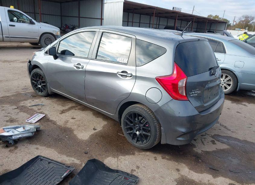 Photo 3 of 2017 Nissan Versa NOTE SV (VIN 3N1CE2CP6HL381034)