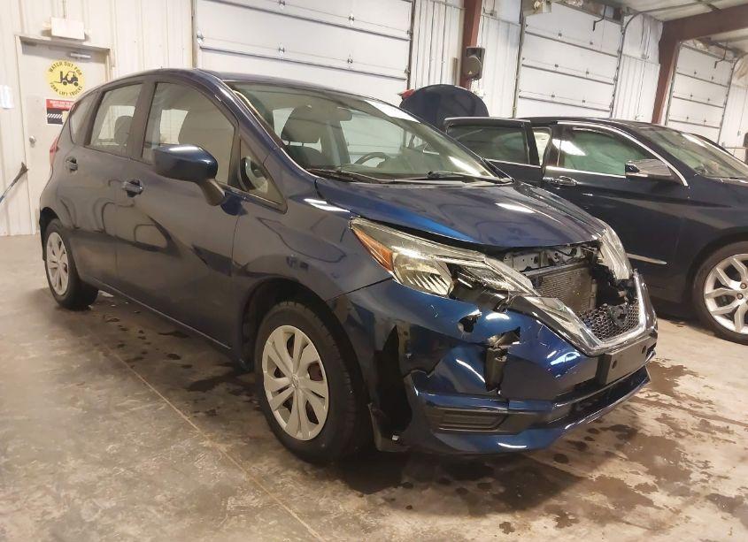 2018 Nissan Versa NOTE SV (VIN 3N1CE2CP6JL354714) main photo