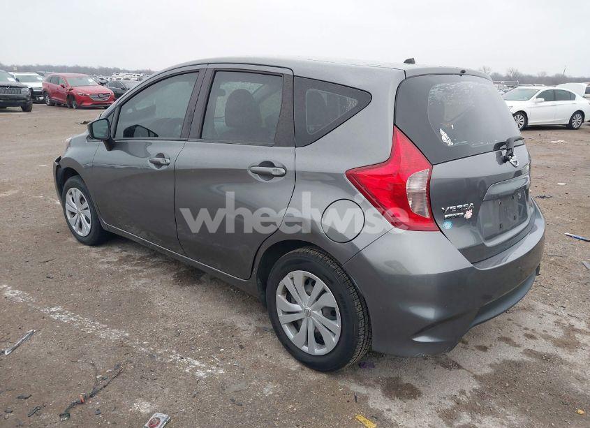 Photo 3 of 2018 Nissan Versa NOTE S (VIN 3N1CE2CP6JL357709)