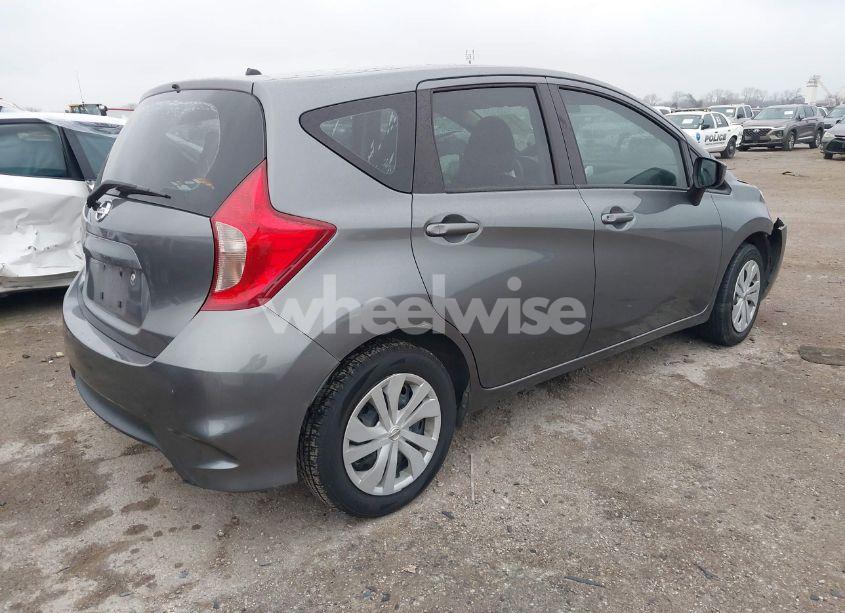 Photo 4 of 2018 Nissan Versa NOTE S (VIN 3N1CE2CP6JL357709)