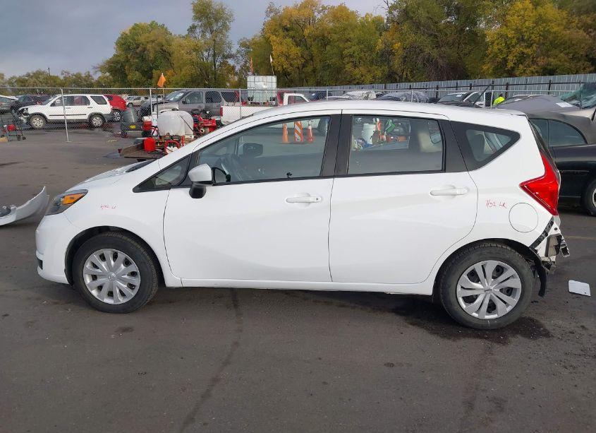Photo 14 of 2018 Nissan Versa NOTE SV (VIN 3N1CE2CP6JL366846)