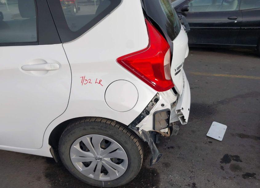 Photo 6 of 2018 Nissan Versa NOTE SV (VIN 3N1CE2CP6JL366846)