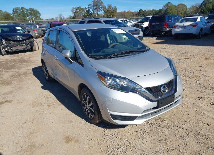 2018 Nissan Versa NOTE SV (VIN 3N1CE2CP6JL367916) main photo