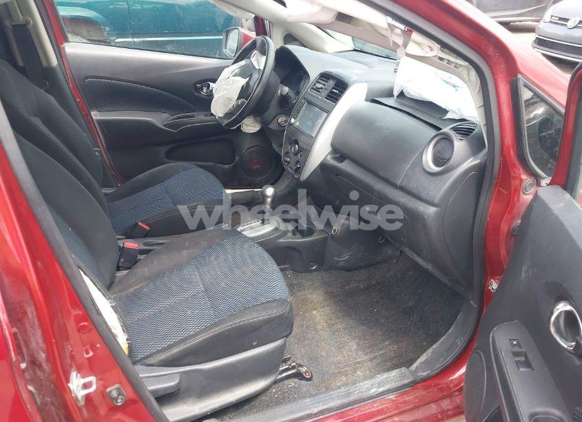 Photo 5 of 2019 Nissan Versa NOTE SV (VIN 3N1CE2CP6KL358182)