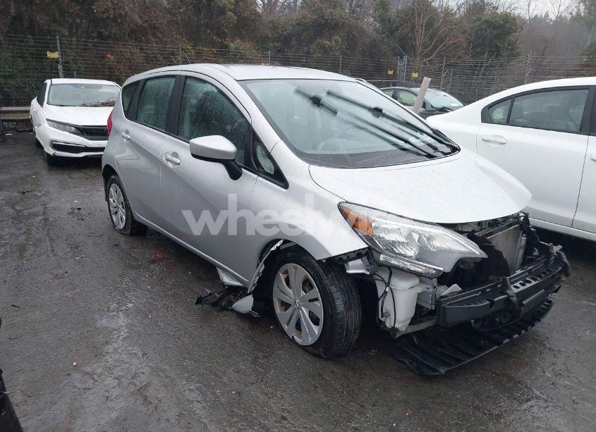 2019 Nissan Versa NOTE SV (VIN 3N1CE2CP6KL361793) main photo
