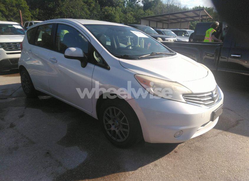 2014 Nissan Versa NOTE SV (VIN 3N1CE2CP7EL372984) main photo
