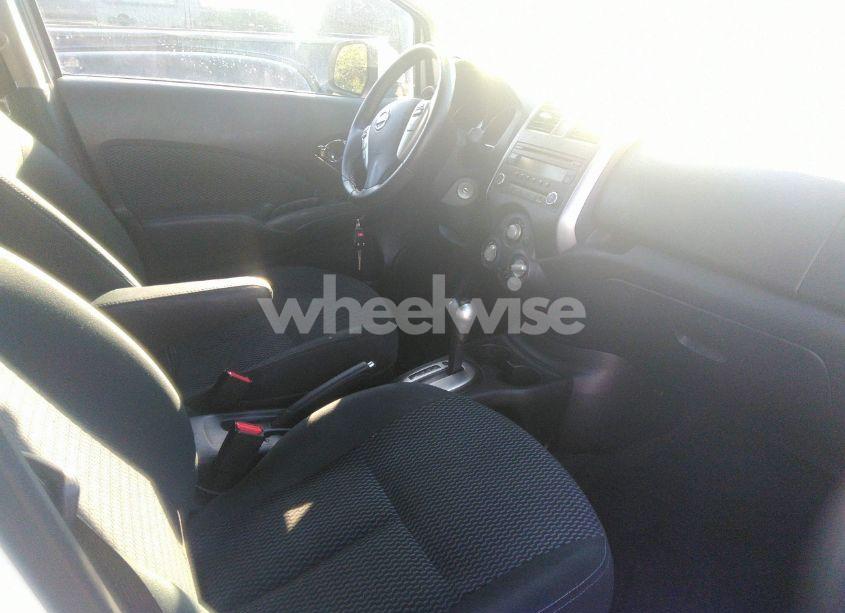Photo 5 of 2014 Nissan Versa NOTE SV (VIN 3N1CE2CP7EL372984)