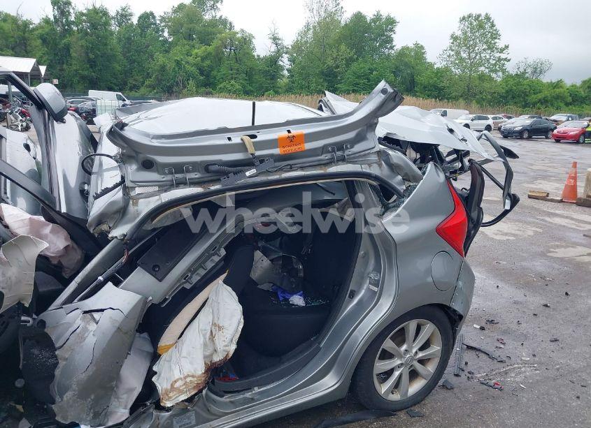 Photo 13 of 2014 Nissan Versa NOTE SV (VIN 3N1CE2CP7EL373942)