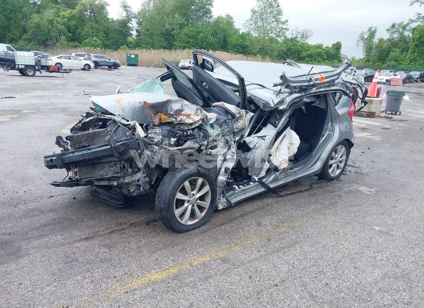 Photo 2 of 2014 Nissan Versa NOTE SV (VIN 3N1CE2CP7EL373942)