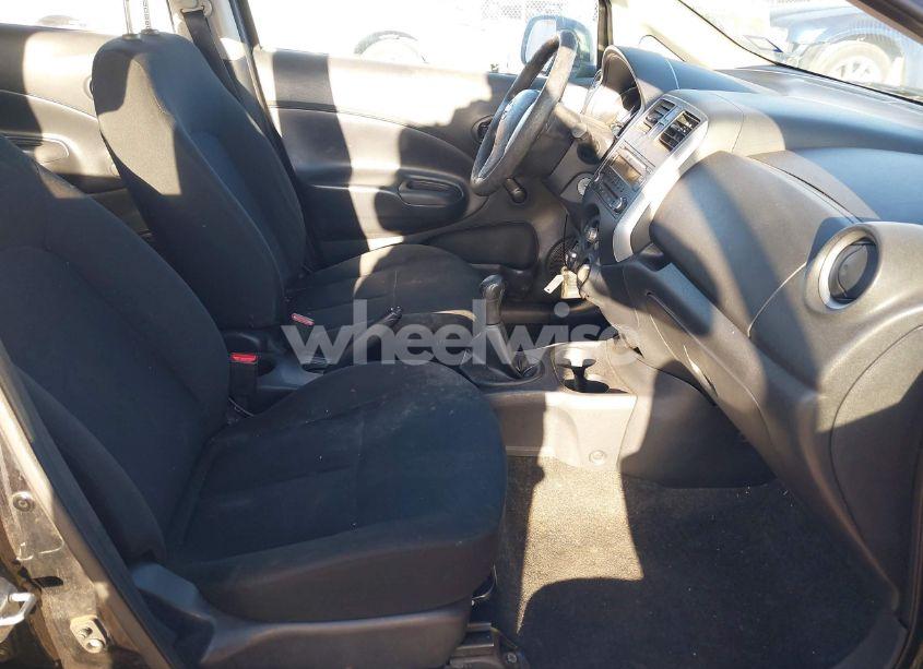Photo 5 of 2014 Nissan Versa NOTE S (SR) (VIN 3N1CE2CP7EL377375)