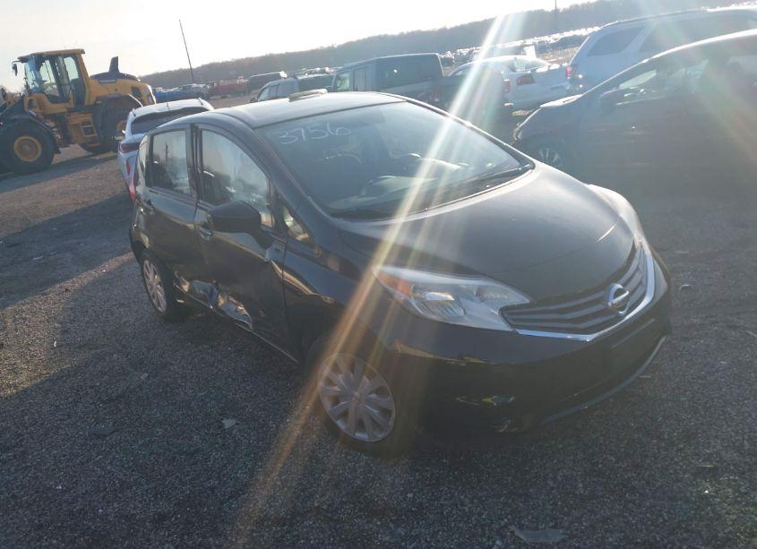 2015 Nissan Versa NOTE S (SR)/S PLUS/SL/SR/SV (VIN 3N1CE2CP7FL353756) main photo