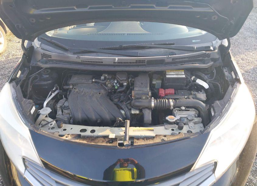 Photo 10 of 2015 Nissan Versa NOTE S (SR)/S PLUS/SL/SR/SV (VIN 3N1CE2CP7FL353756)