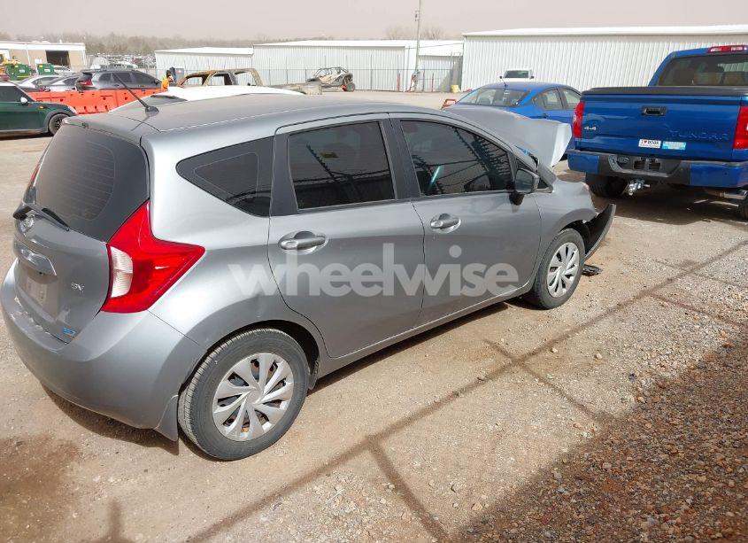 Photo 13 of 2015 Nissan Versa NOTE S (SR)/S PLUS/SL/SR/SV (VIN 3N1CE2CP7FL357421)
